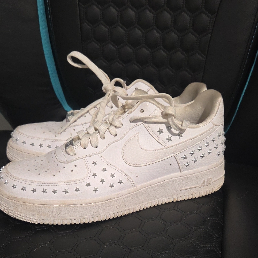 Nike Women's White Star-Studded Sneakers